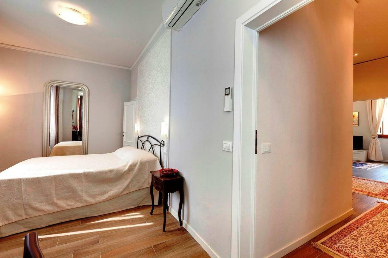 Lilium Elegant Apartment Florence Exterior photo